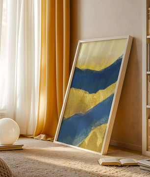 Paisaje abstracto con capas texturizadas en azul y amarillo