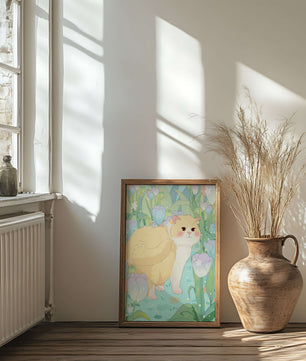 Charmante illustration d’un chat dans un jardin luxuriant de tulipes