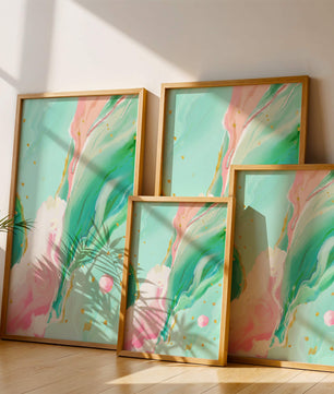 Obra de arte abstracta en pasteles y dorado con patrones fluidos