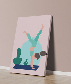 Ilustración de una mujer practicando la postura de parada de manos en yoga