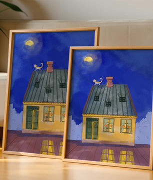 Charmantes nächtliches Haus mit einer Katze auf dem Dach unter dem Mond 