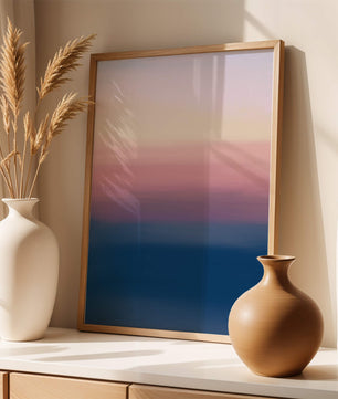 Atardecer abstracto y tranquilo sobre el océano con cielo degradado