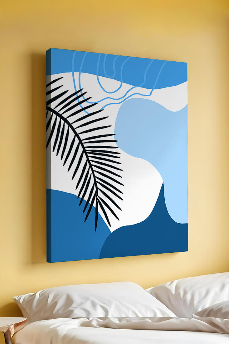 Hoja de palma abstracta sobre fondo azul con líneas fluidas
