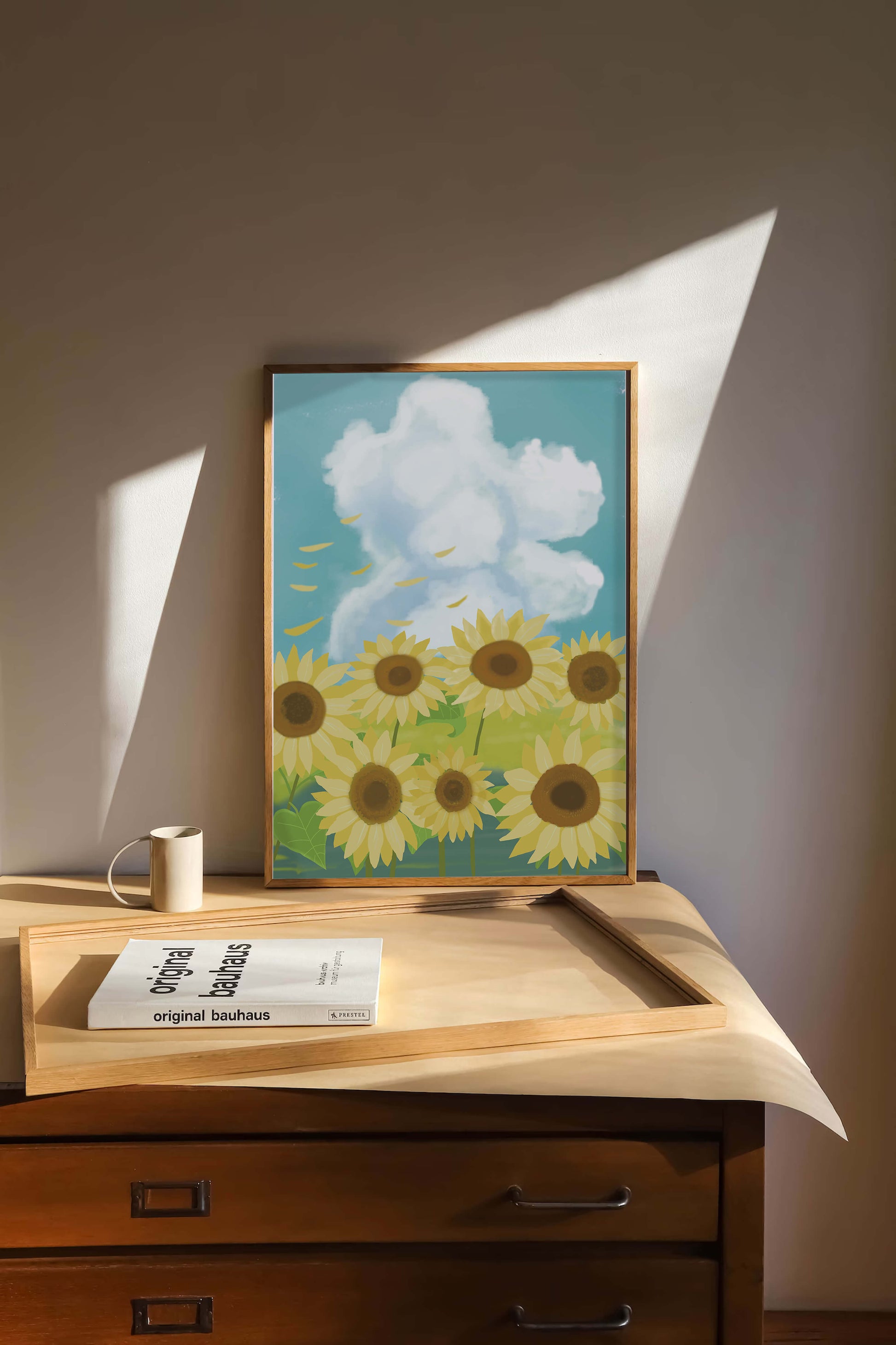 Girasoles en un prado brillante con cielo azul y nubes