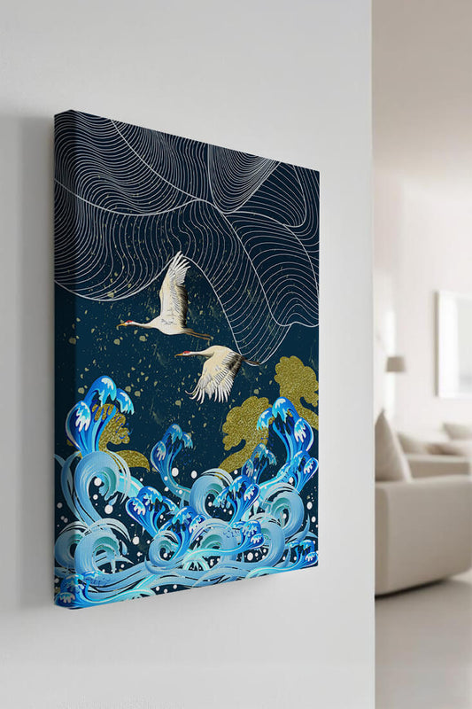 Grullas elegantes volando sobre olas doradas y un océano artístico