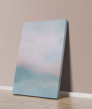 Paisaje de nubes abstracto con tonos suaves de rosa y azul
