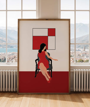 Mujer abstracta en vestido rojo sentada en una silla con arte geométrico en la pared