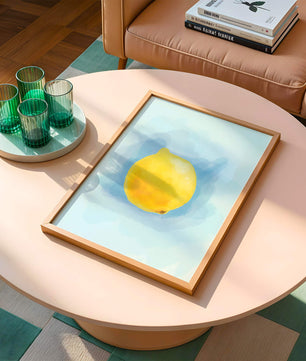 Obra de arte en acuarela de un limón sobre un fondo azul