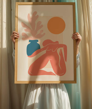 Figura desnuda abstracta con jarrón y sol en estilo minimalista