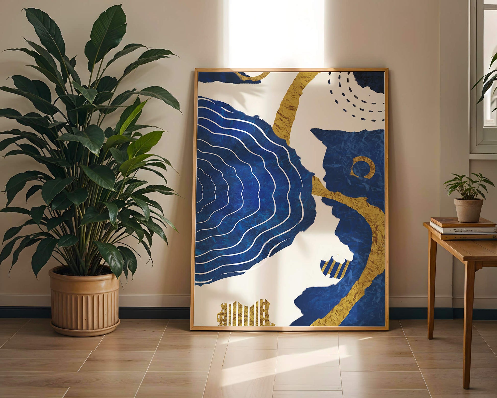 Diseño abstracto ondulado azul y dorado con patrones geométricos