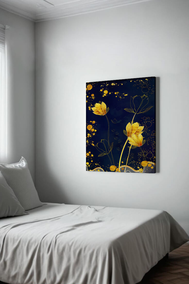 Diseño floral elegante con flores doradas sobre fondo azul marino