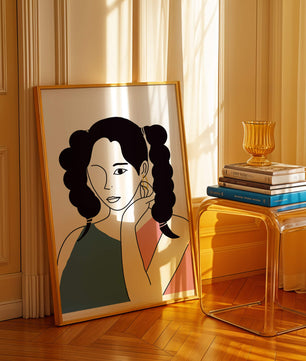 Minimalist Illustration of a Woman with Braided Hair and Gold Earring - Mi tienda