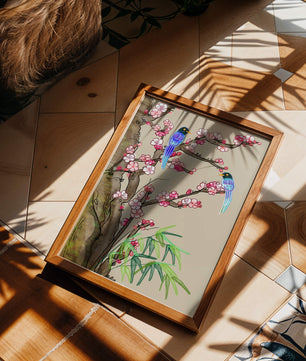 Illustration sereine d’oiseaux sur des branches en fleurs avec des feuilles de bambou