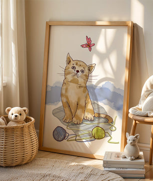 Adorable Kitten Playing with Yarn and Watching Butterfly - Mi tienda