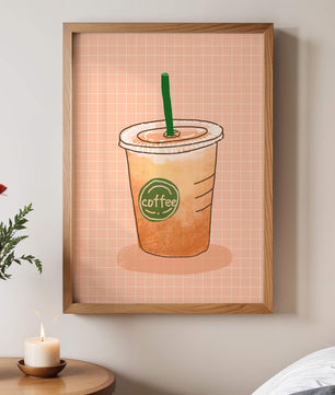 Taza de café helado ilustrada sobre fondo de cuadrícula de melocotón