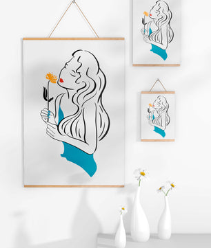 Ilustración estilizada de una mujer con una flor y elementos abstractos