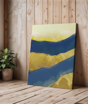 Paisaje abstracto con capas texturizadas en azul y amarillo