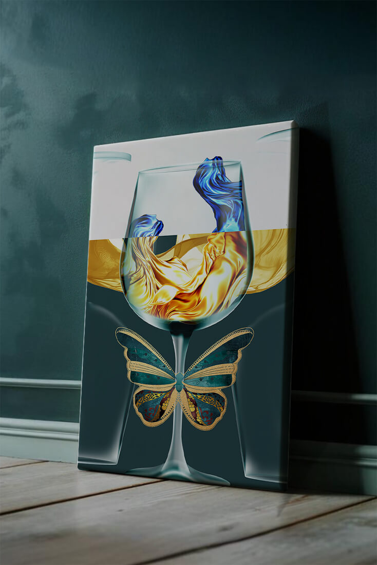 Cristallo con scultura di liquido e arte di farfalla