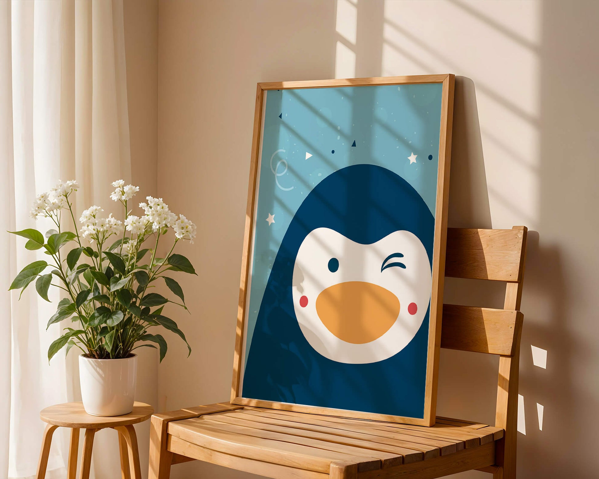 Pingüino de dibujos animados juguetón sobre un fondo azul caprichoso