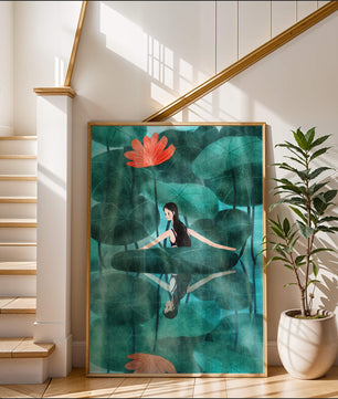 Femme réfléchissant parmi des feuilles de lotus et des fleurs avec une image miroir