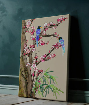 Illustration sereine d’oiseaux sur des branches en fleurs avec des feuilles de bambou
