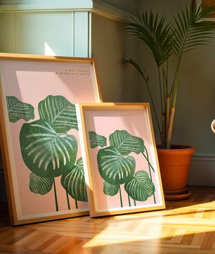 Abstract Botanical Green Leaves On Pink Background - Mi tienda