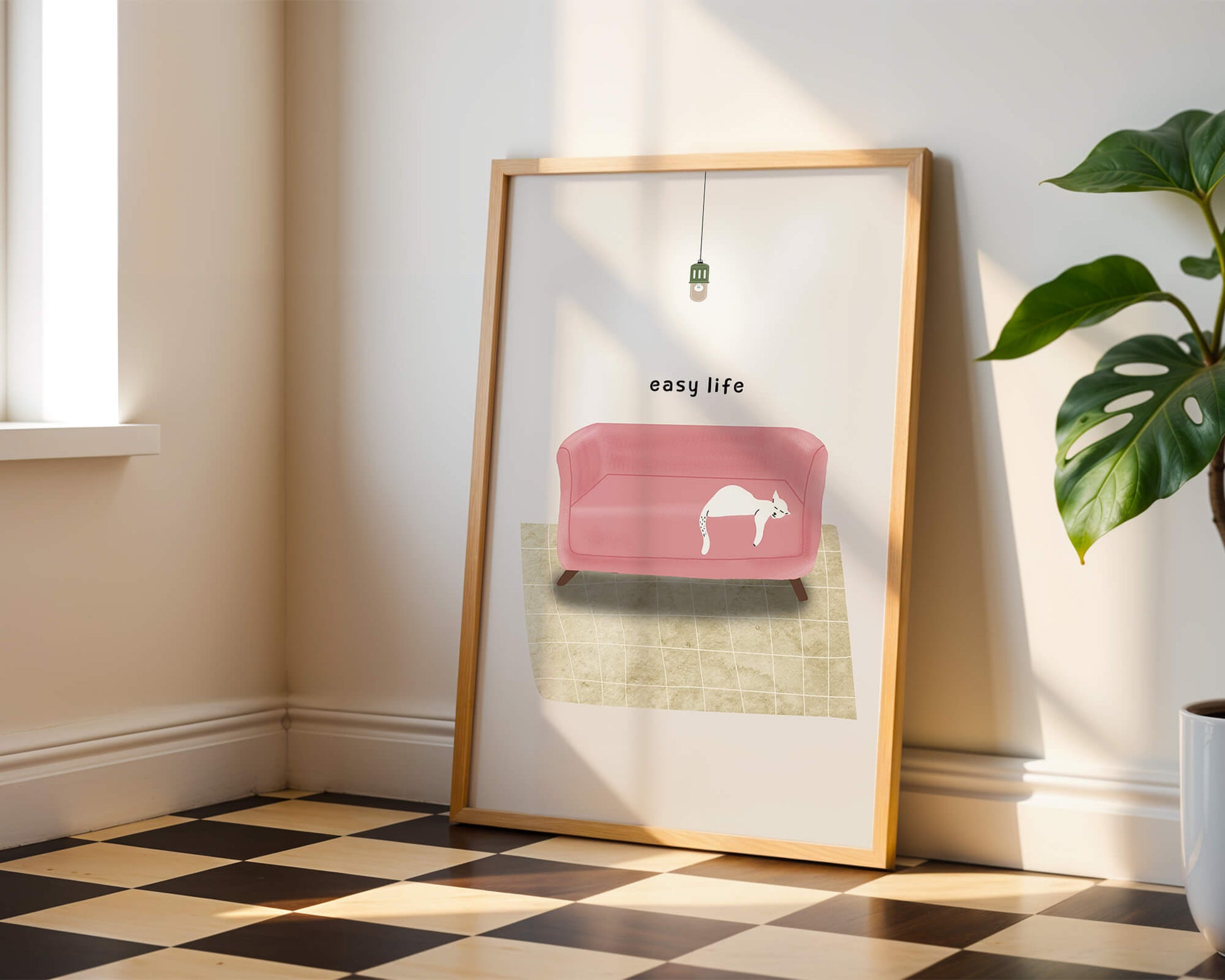 Interior minimalista con sofá rosa y gato blanco relajado
