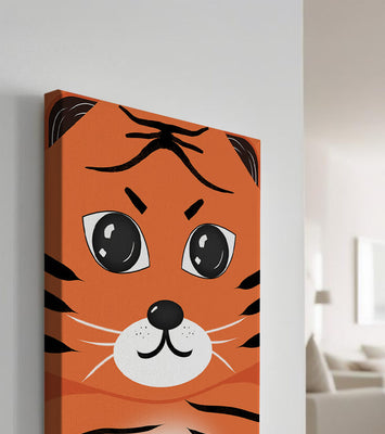 Adorable tiger face illustration with bold features