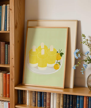 Illustration de sucettes glacées jaunes et d'oranges sur une assiette