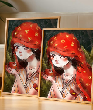 Illustration d'une fille en capuchon rouge tenant une pomme dans une forêt