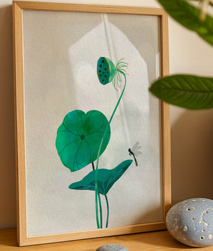 Lotus Flower and Dragonfly with Watercolor Effect - Mi tienda