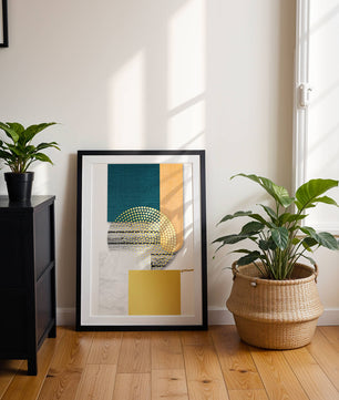 Abstraktes geometrisches Design mit Texturen und goldenen Akzenten