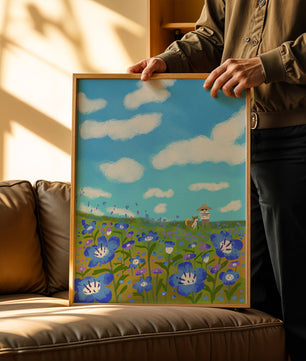 Mann und Hund auf einer leuchtenden Blumenwiese unter blauem Himmel
