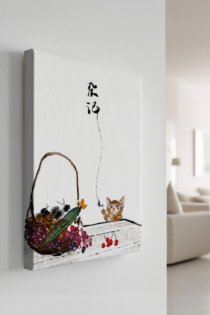 Juguetón gatito con frutas y arte de caligrafía