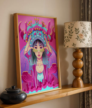 Ilustración colorida de una mujer con traje tradicional y tocado ornamental