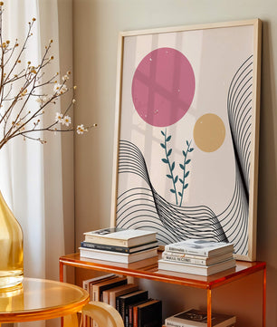 Composition florale abstraite avec des cercles roses et orange sur fond minimaliste