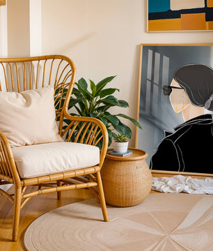 Modern woman with sunglasses and gold hoop earrings
