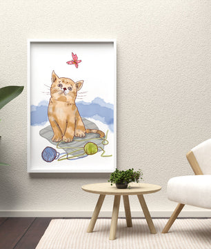 Adorable Kitten Playing with Yarn and Watching Butterfly - Mi tienda