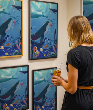 Escena submarina con ballenas, peces y arrecife de coral