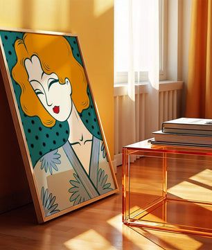 Retrato estilizado de una mujer con cabello naranja y kimono floral