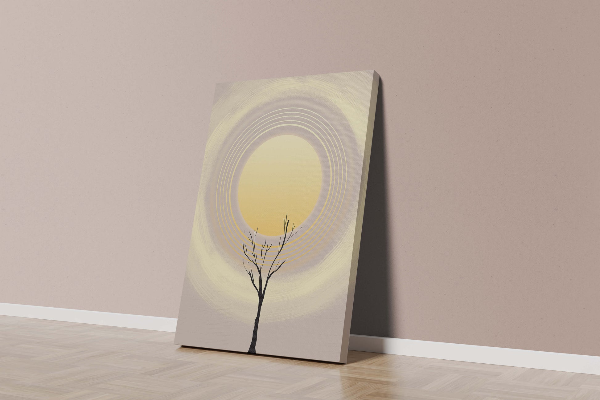 Silueta estilizada de un árbol con círculos concéntricos y un sol grande