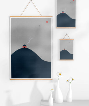 Minimalistische Landschaft mit Haus auf einem Hügel und Sonnenuntergang