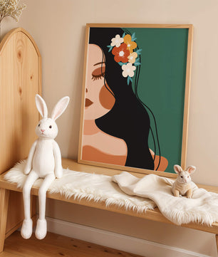 Elegante Illustration einer Frau mit floralem Haarteil