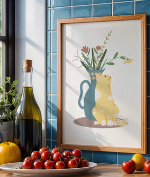 Ilustración de un gato sentado junto a un jarrón floral