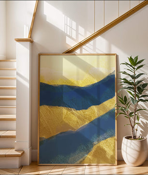 Paisaje abstracto con capas texturizadas en azul y amarillo