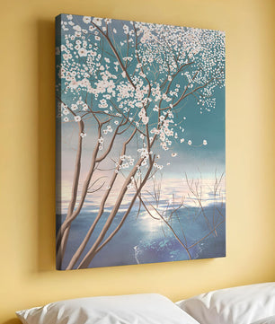 Paisaje sereno con árbol en flor sobre la reflexión del agua tranquila