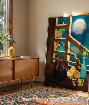 Noche iluminada por la luna con pasteles de luna y decoración floral sobre una mesa de madera