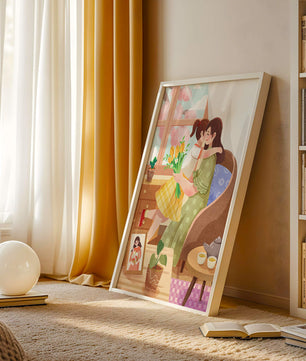 Escena acogedora en la sala de estar con madre e hija abrazándose cerca de la ventana