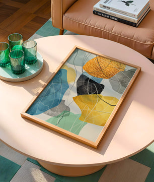 Abstrakte geometrische Kunst mit goldenen Akzenten und leuchtenden Farben