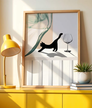 Composición abstracta con gato negro y copa de vino sobre fondo geométrico